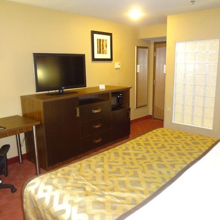 Best Western Plus Tulsa Woodland Hills Hotel And Suites Exterior photo